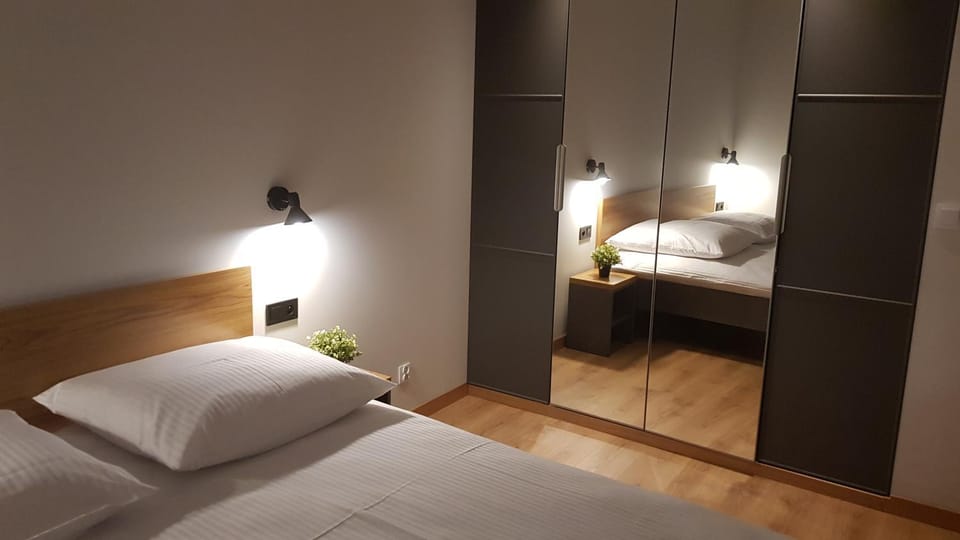 APARTAMENT DĄBSKA 24 TAURON ARENA Apartment in Krakow
