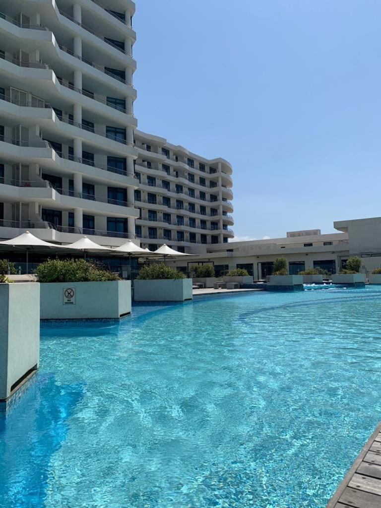 Property building, Staff, Children play ground, Aqua park, Evening entertainment, Swimming pool, Family