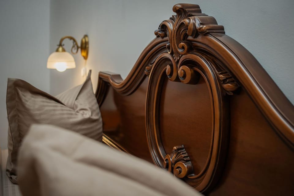 Bed, Decorative detail