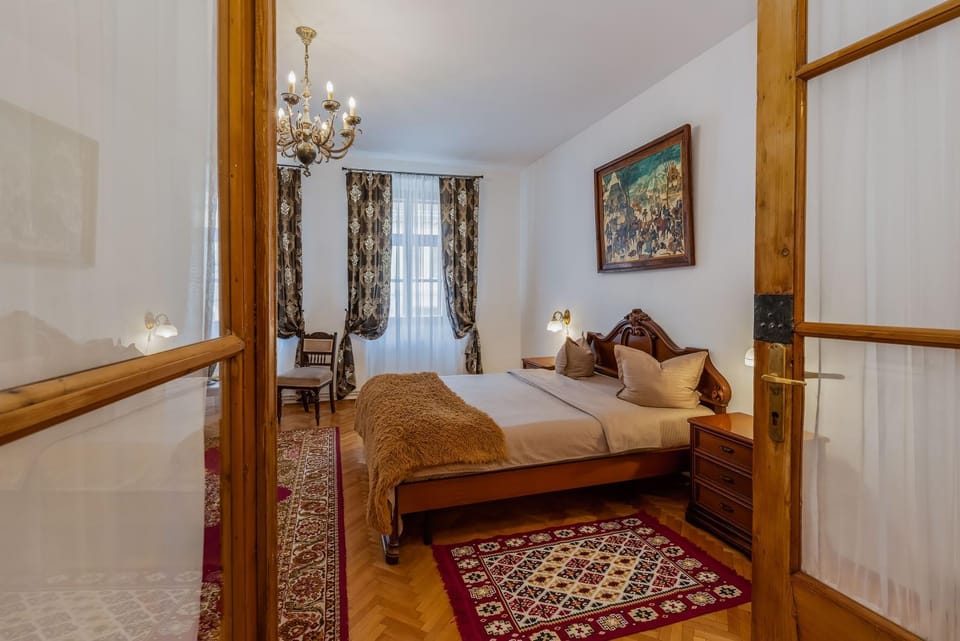 Seating area, Bedroom