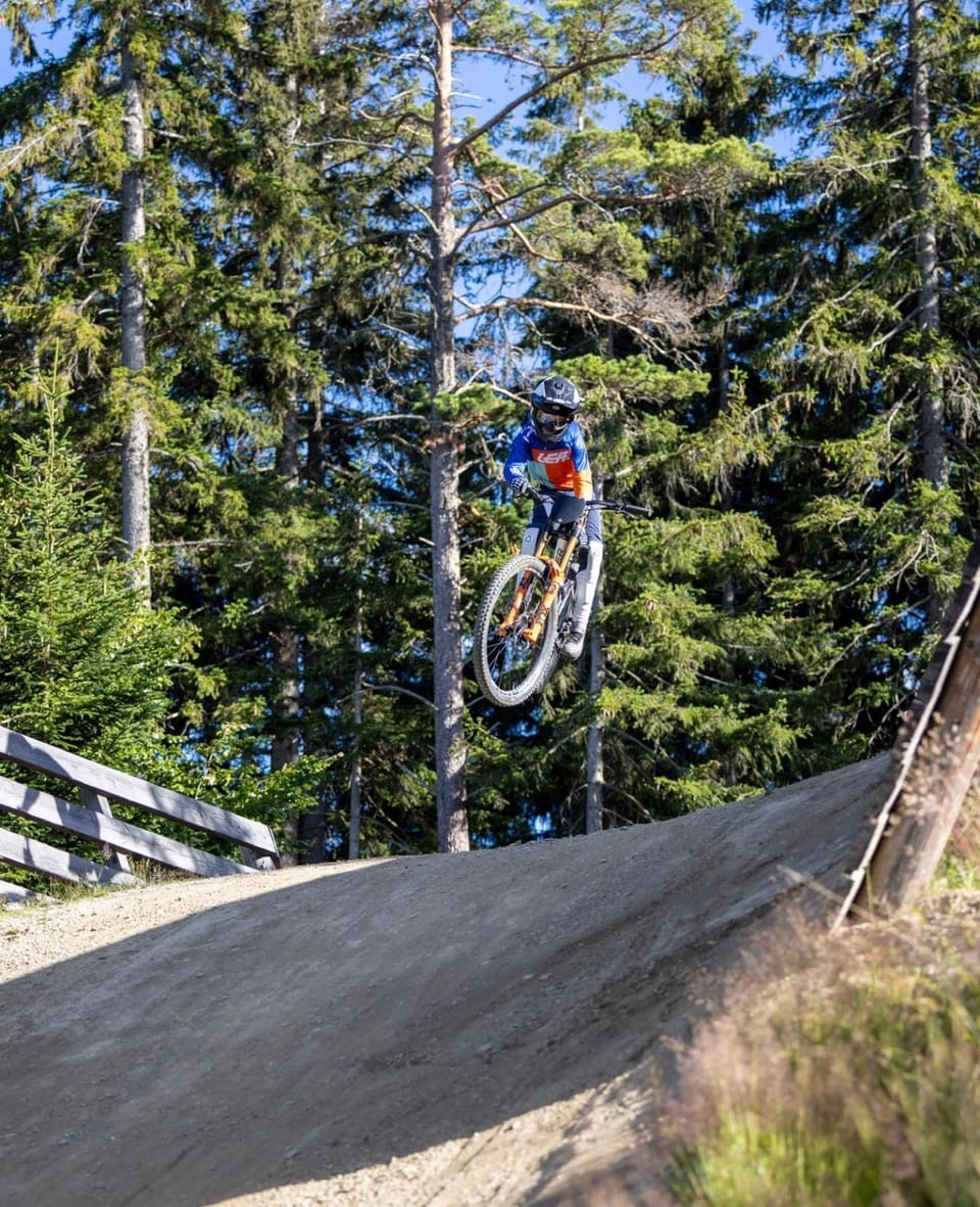 Day, Natural landscape, Cycling