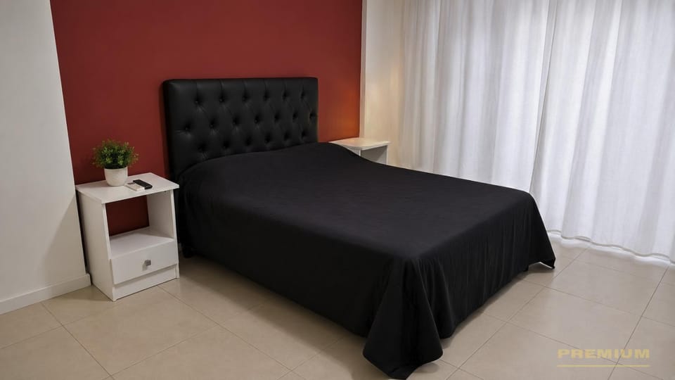 Bed, Photo of the whole room, Bedroom, heating, internet