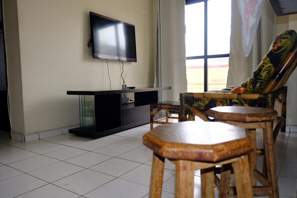 Communal lounge/ TV room, TV and multimedia, Seating area