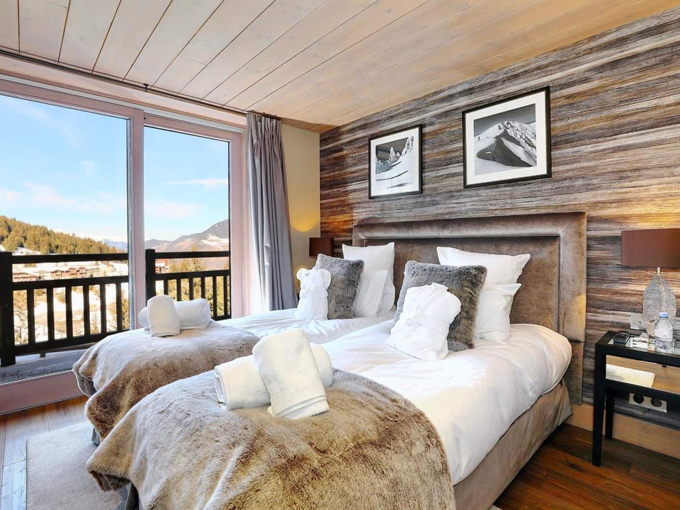 Chalet de luxe à Courchevel avec jacuzzi et cheminée - FR-1-563-30 Chalet in Saint-Bon-Tarentaise