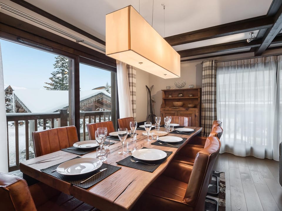 Chic appartement central avec cheminée et parking à Courchevel - FR-1-563-64 Apartment in Saint-Bon-Tarentaise