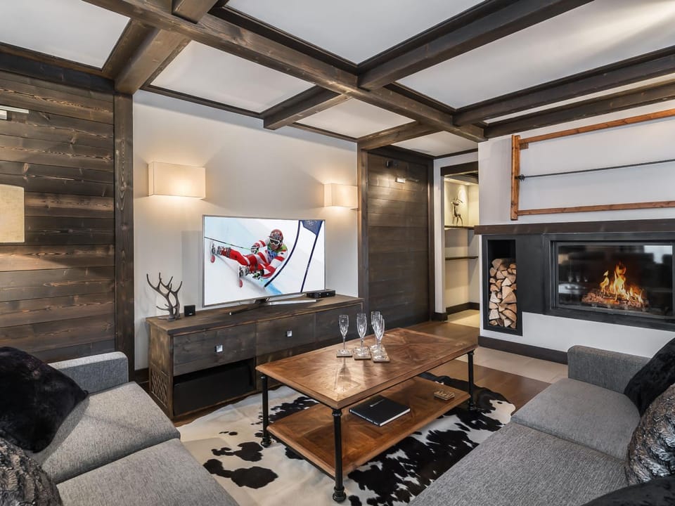 Chic appartement central avec cheminée et parking à Courchevel - FR-1-563-64 Apartment in Saint-Bon-Tarentaise
