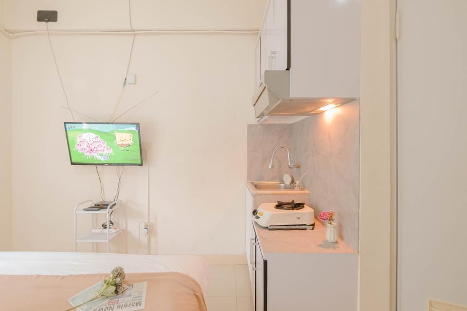 Cozy Studio with Direct Access to Mall at Green Pramuka Apartment By Travelio Apartment in Jakarta