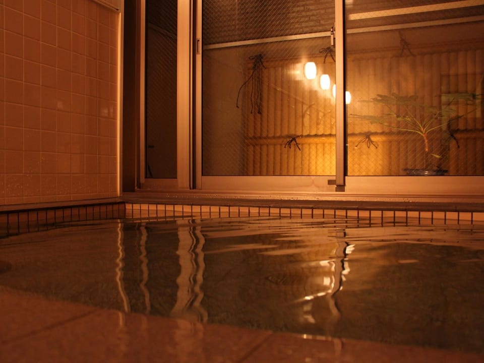 Hot Spring Bath, Public Bath