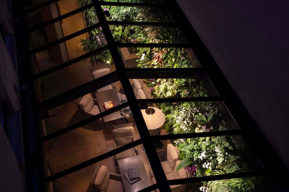 Property building, Night, Lobby or reception, Lounge or bar