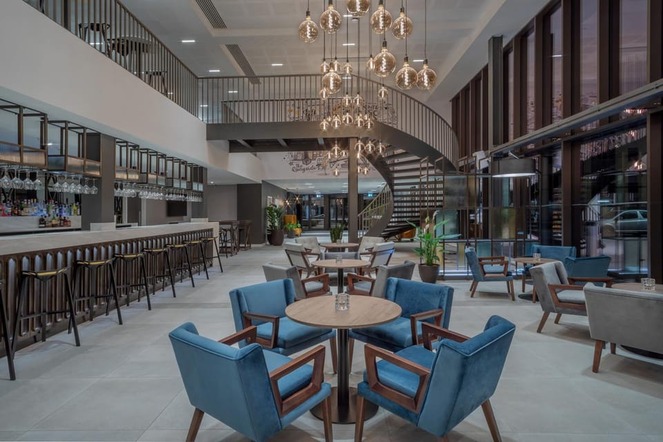 Lobby or reception, Lounge or bar, Dining area, Drinks