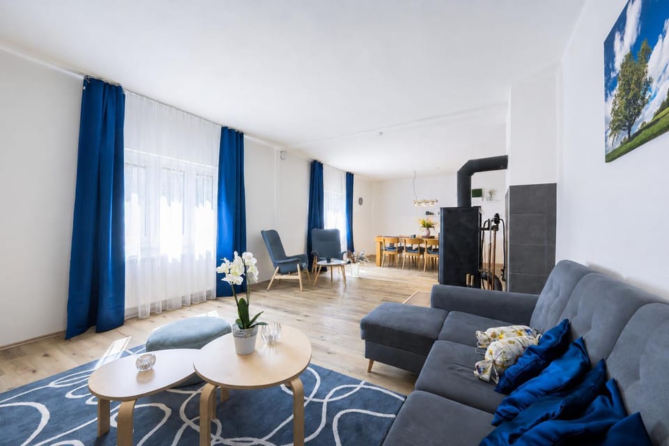 Communal lounge/ TV room, Living room, Seating area, Dining area