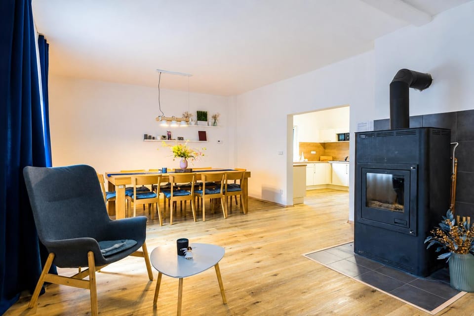 Communal lounge/ TV room, Living room, Dining area, fireplace, kitchen