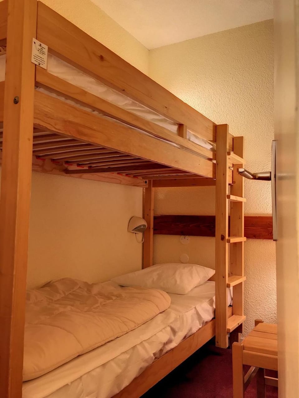 bunk bed