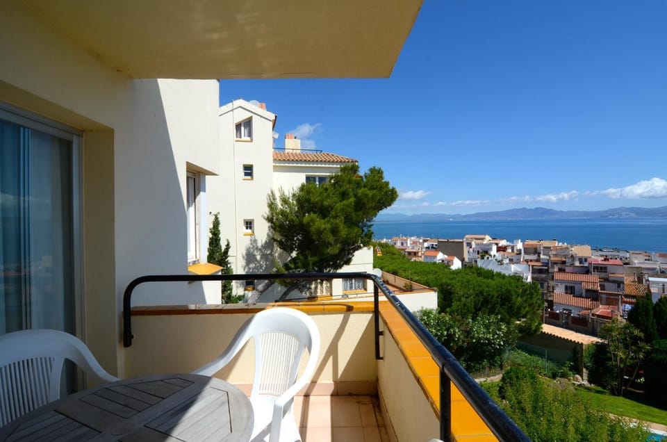 Balcony/Terrace, Balcony/Terrace