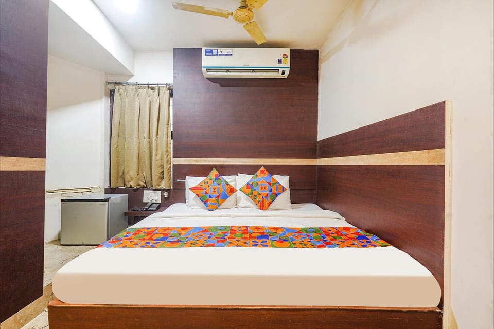 Bed, Bedroom, air conditioner