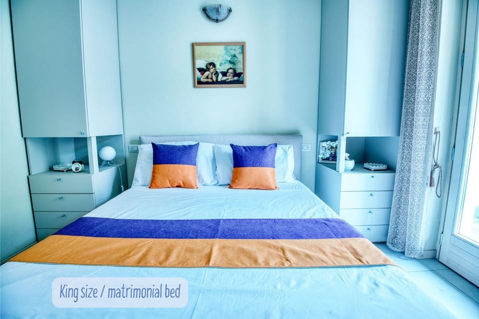 Bed, Garden, Bedroom, wardrobe