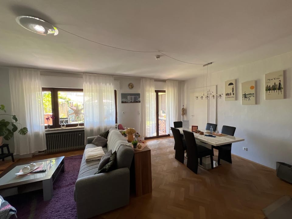 Living room, Seating area, Dining area