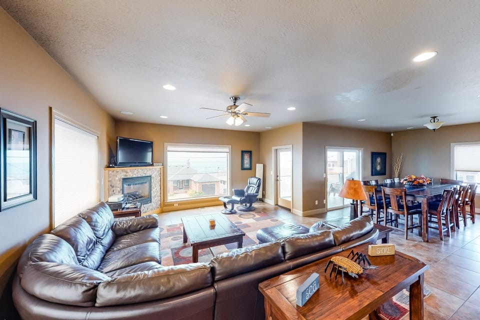 Coastcade House in Devils Lake