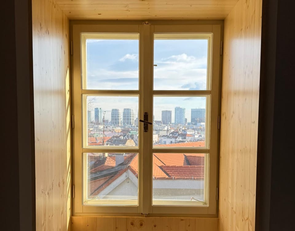 Seating area, City view