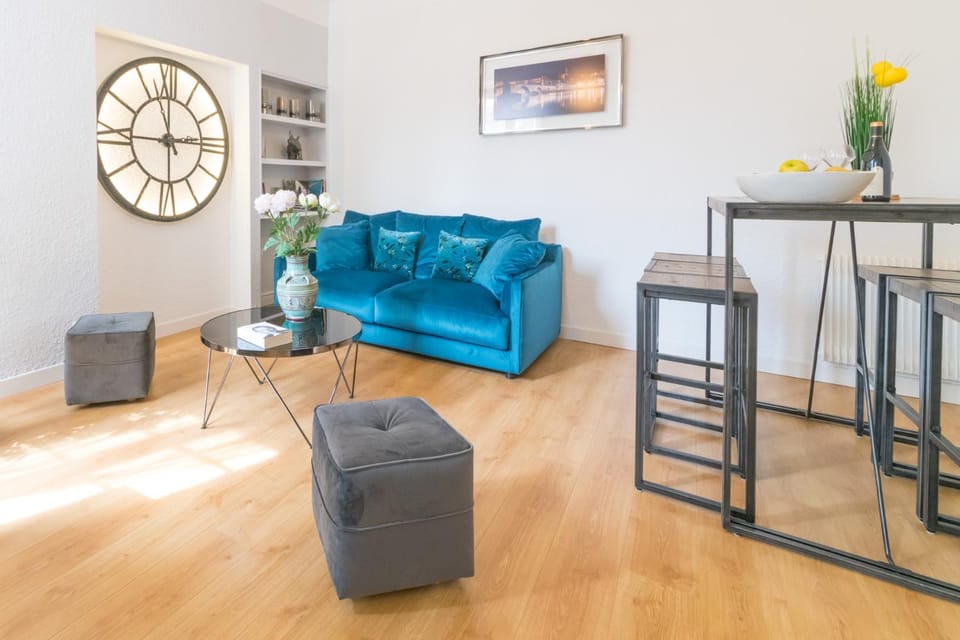 Living room, Decorative detail