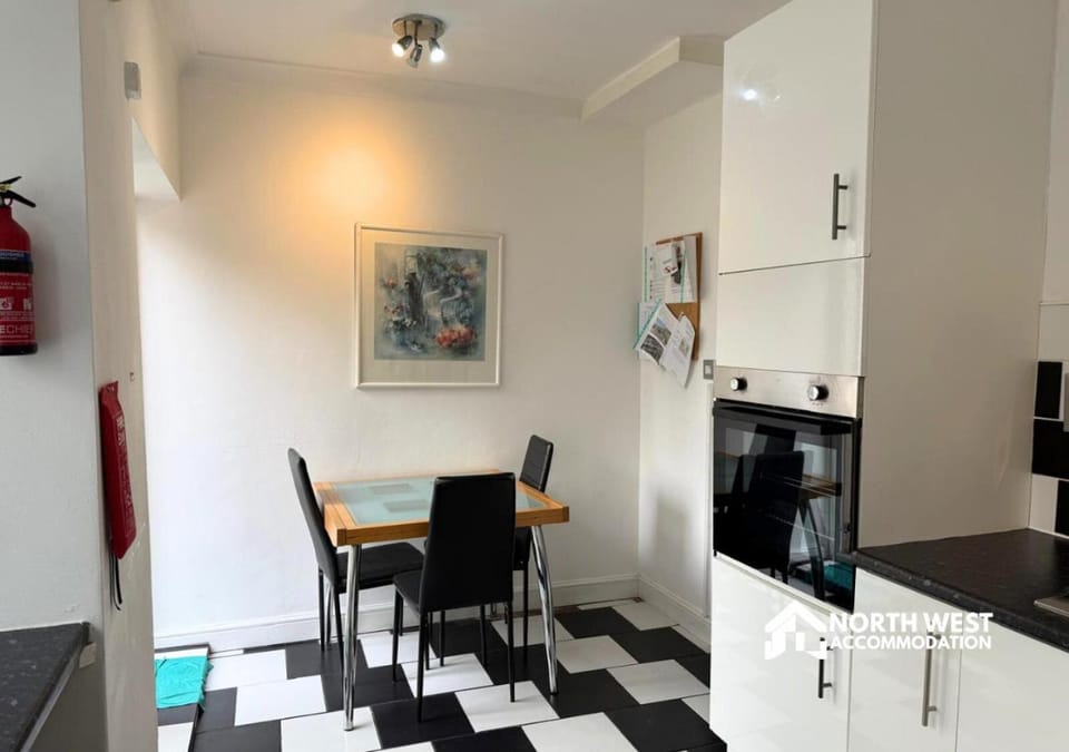 Dining area, Diving, kitchen, kitchen