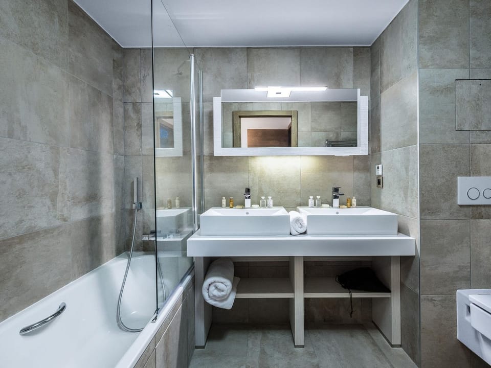 Appartement haut de gamme à Courchevel avec accès skis aux pieds Apartment in Saint-Bon-Tarentaise