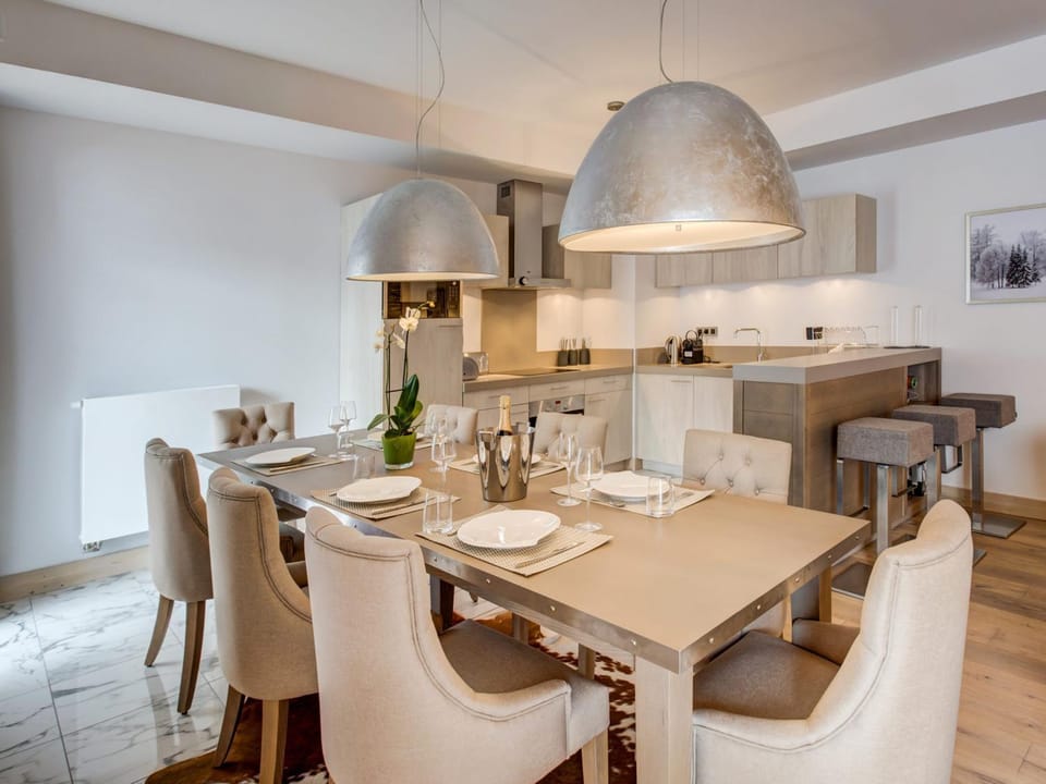 Appartement spacieux 3 chambres centre Courchevel, parking inclus - FR-1-562-34 Apartment in Saint-Bon-Tarentaise