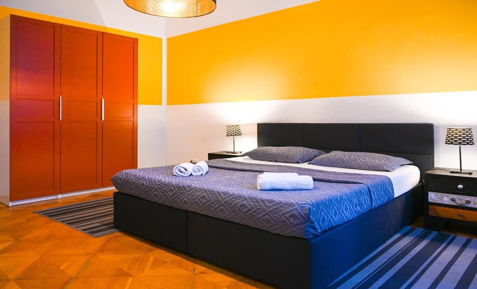 Bed, Bedroom