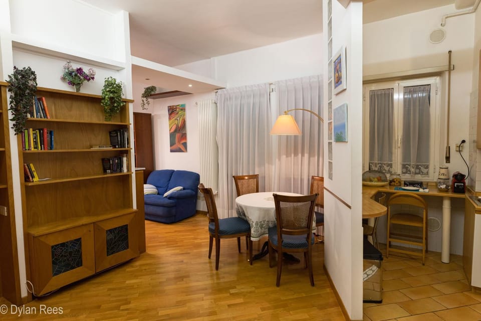 Bob's Fleming House House in Rome