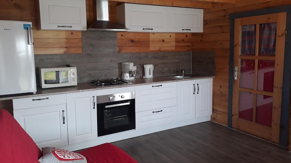 Coffee/tea facilities, Kitchen or kitchenette