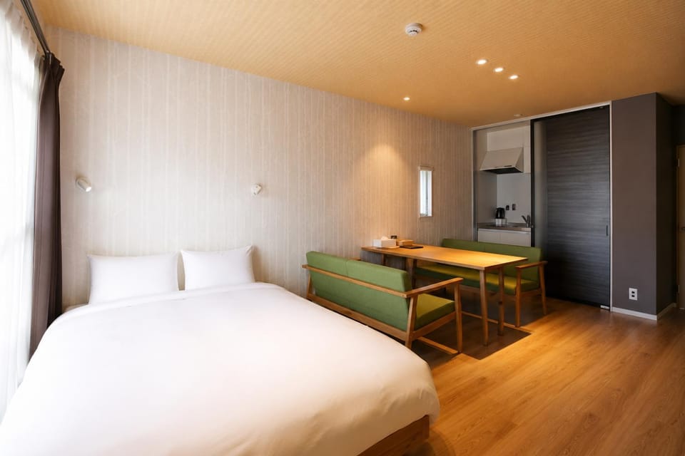 Bed, Photo of the whole room