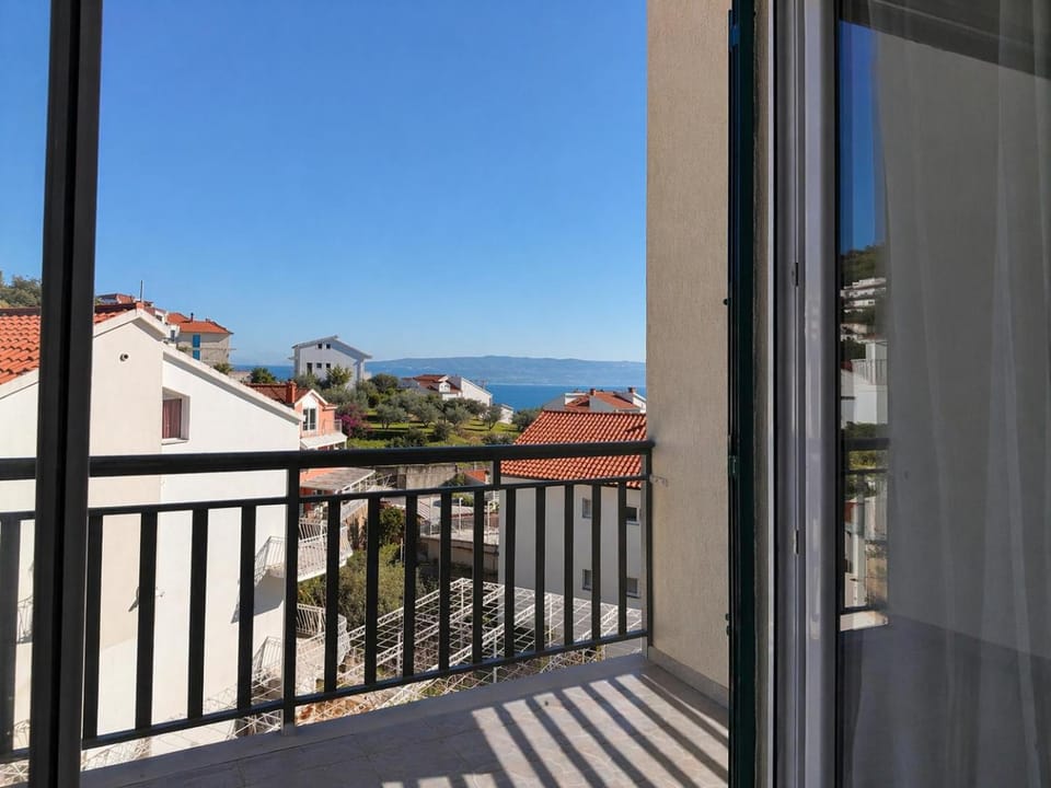 View (from property/room), Balcony/Terrace, Sea view
