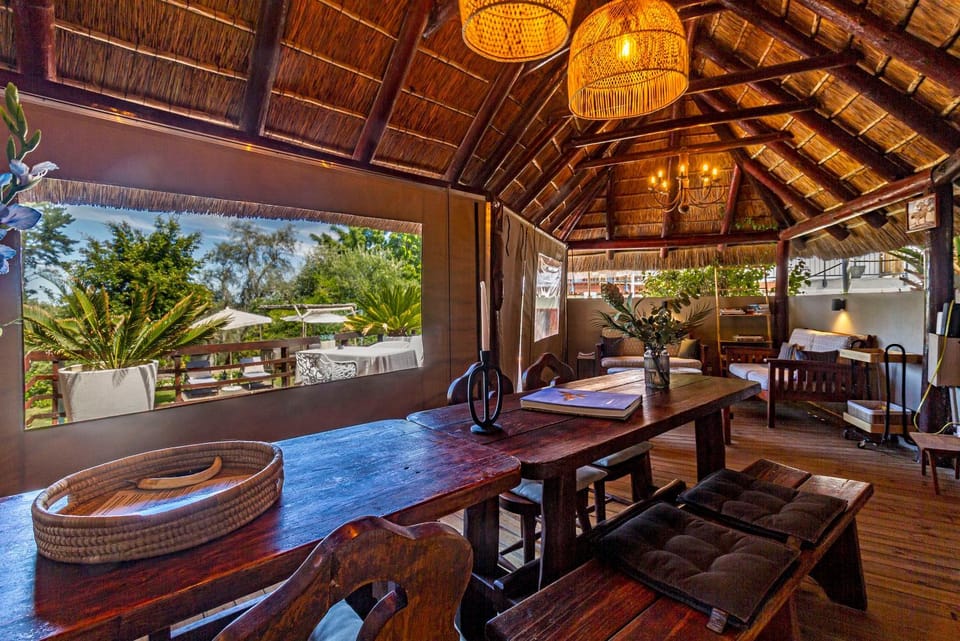 Property building, Patio, Restaurant/places to eat, Activities, Living room, Lobby or reception, Lounge or bar, Breakfast, fireplace