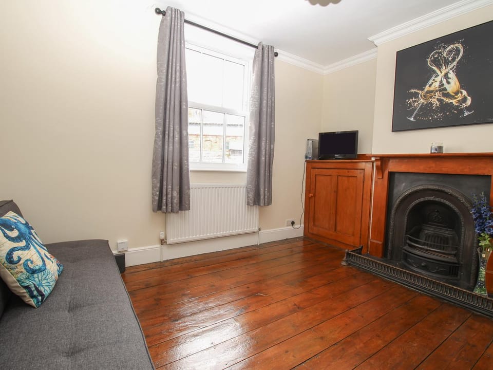 Weybury Cottage House in Weymouth