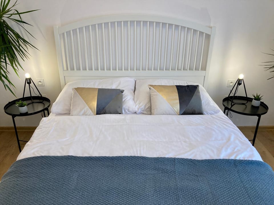 Duo 2 Debniki Modern Apartment near Old Town Fast Wi-Fi Self Check-in Apartment in Krakow