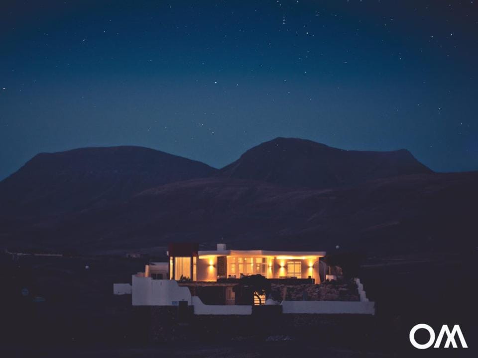 Facade/entrance, Spring, Off site, Night, Neighbourhood, Natural landscape, Winter, Summer, Autumn, Mountain view, Sea view