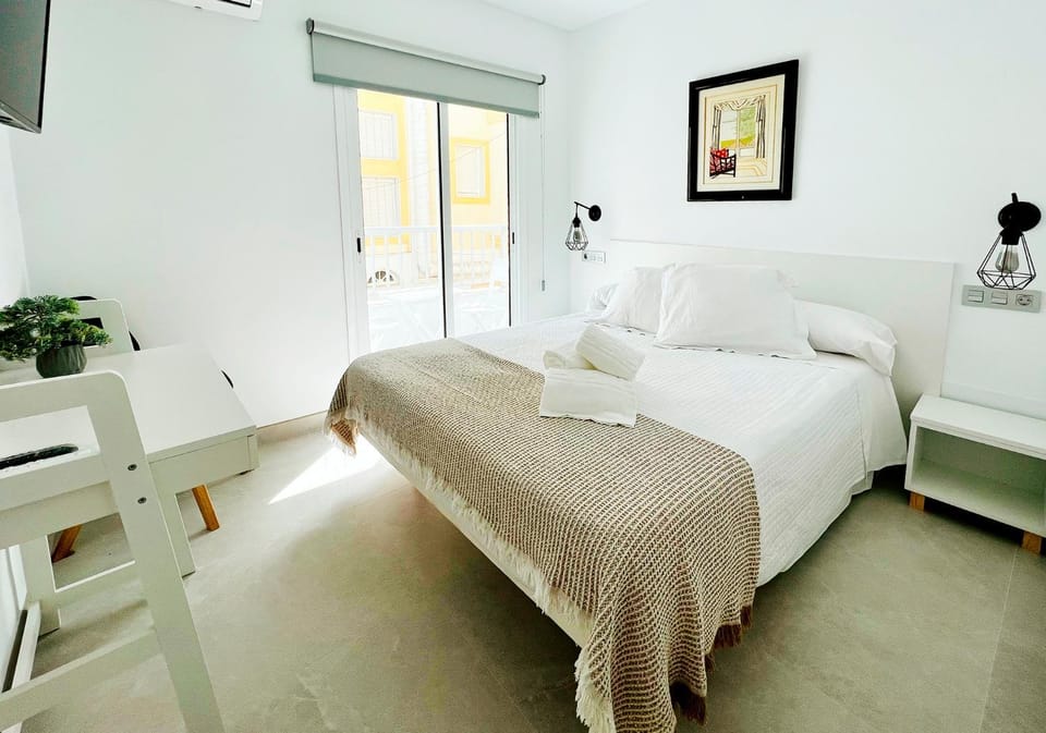 Hostal Las Palmas Bed and Breakfast in Andalusia