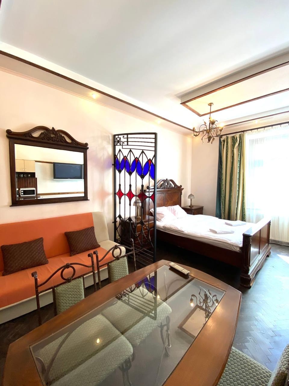 Bed, Photo of the whole room