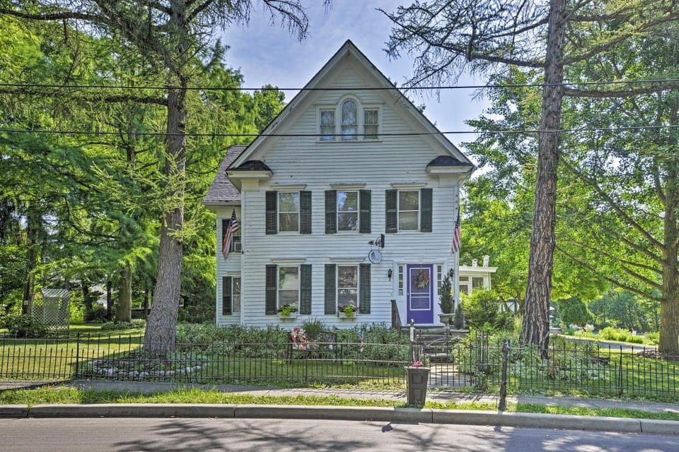 Walk to Keuka Lake! Fun, Spacious Retreat w/ Pool House in Hammondsport
