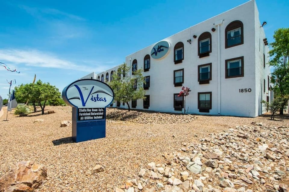 Sierra Vista studio apartment with full kitchen Apartment in Sierra Vista