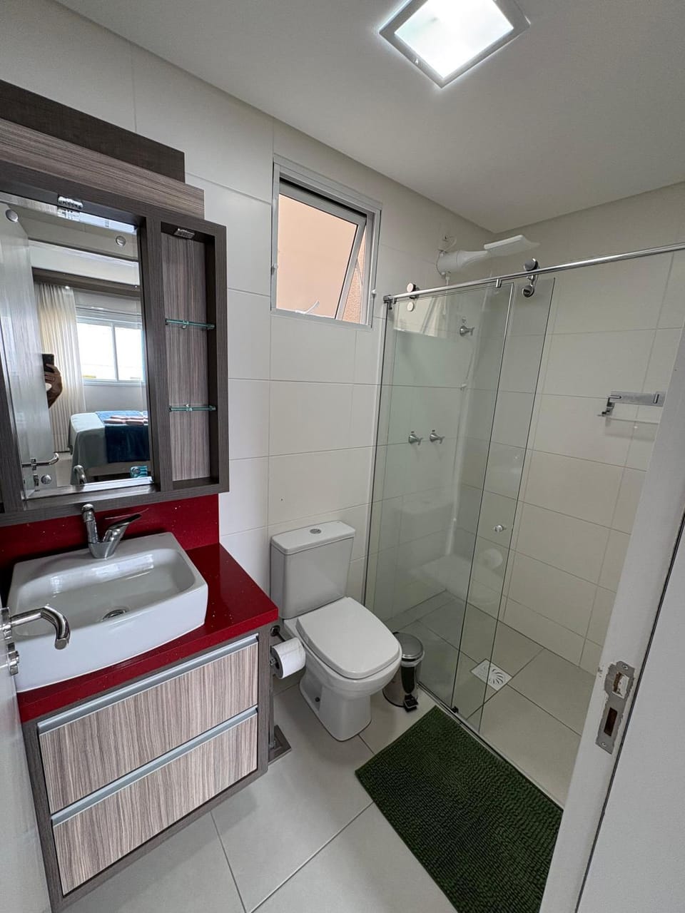 Shower, Bathroom, towels