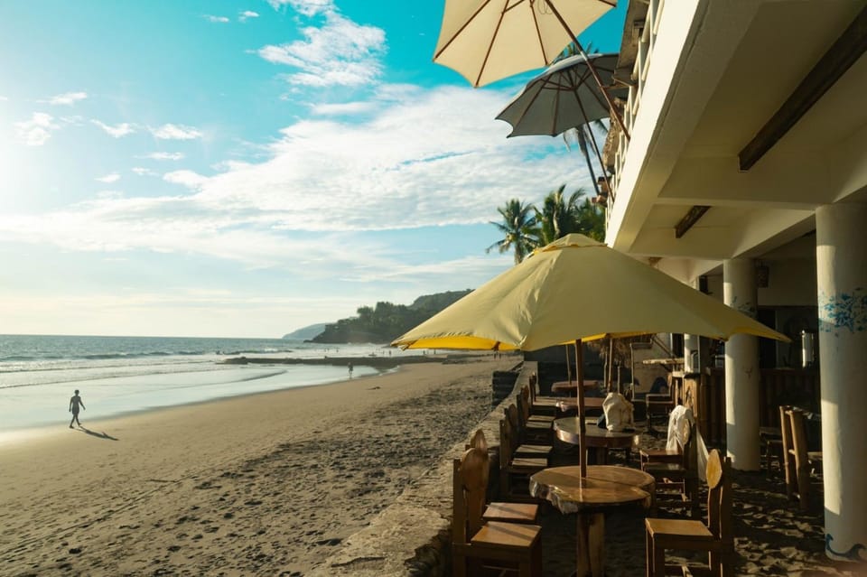 Olas Permanentes El Zonte Hotel in La Libertad Department, El Salvador