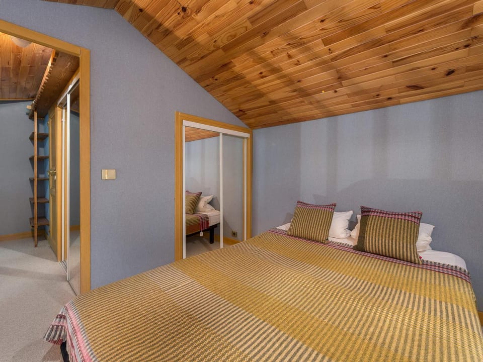 Duplex à Courchevel 1850: Proche centre et pistes, 6 pers., Parking Apartment in Saint-Bon-Tarentaise
