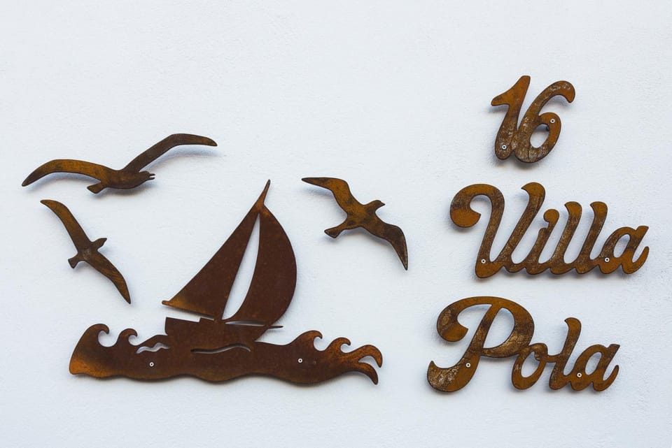 Logo/Certificate/Sign