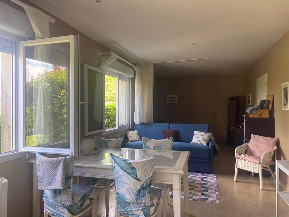 L Atelier Demoiselle House in Occitanie