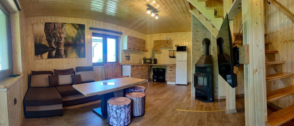 TV and multimedia, Kitchen or kitchenette, Living room