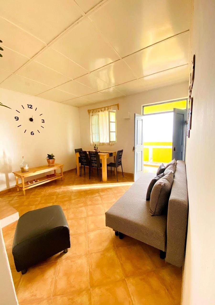 Living room, Seating area, Dinner
