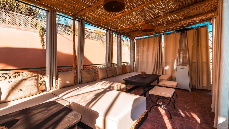 Balcony/Terrace, Balcony/Terrace, Living room