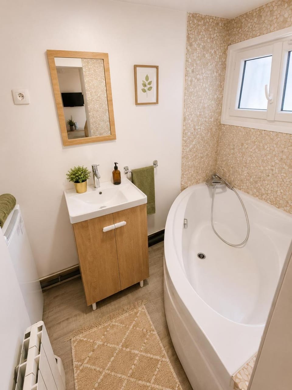 Le Nid Castries - Charmant studio indépendant et climatisé avec entrée privée centre Castries - Proche Montpellier Bed and Breakfast in Occitanie