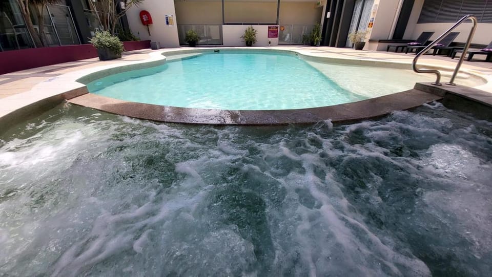 Hot Tub, Hot Tub, Pool view, Swimming pool, Swimming pool